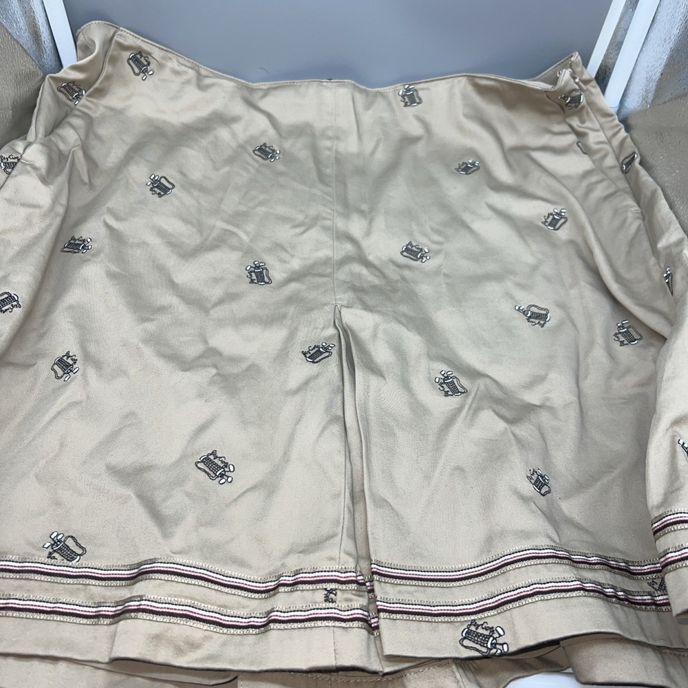 Liz Claiborne Golf Skort Women's Size 10 Taupe Side‎ Zip. Golf bag & Clubs decor